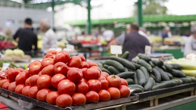 Monsoon Leads to Nationwide Surge in Tomato Prices