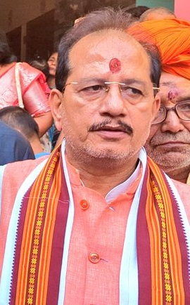 Bihar Election Results: Deputy CM, BJP Candidate Vijay Sinha Offers Prayers Ahead of Vote Counting