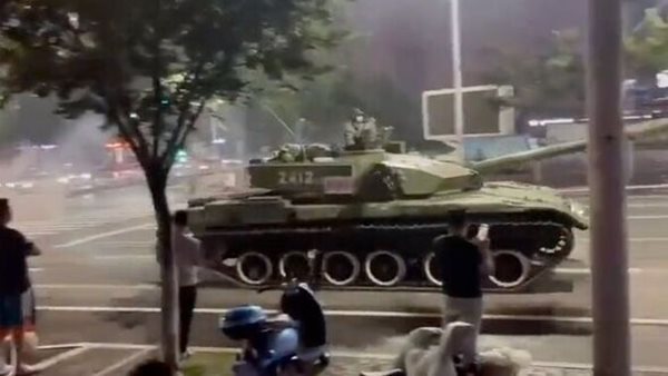 Tanks on streets of China rekindles fears of Tiananmen Square