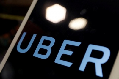 10,000 London Cabbies Sue Uber for Millions over Taxi-booking Rules