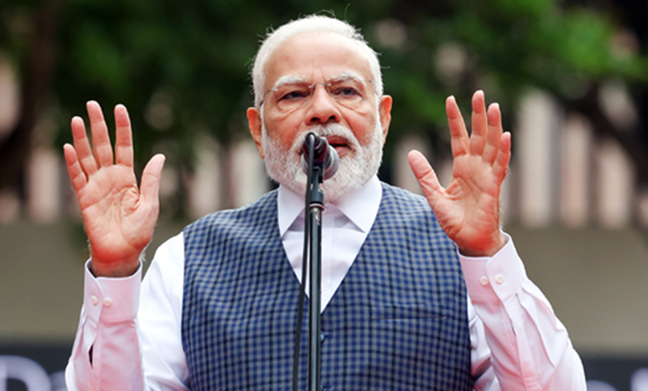 PM Modi announces ex gratia for kin of deceased in Andhra bus accident