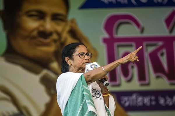 Centre, EC, Mamata Govt to File Response on Bengal Post Poll Violence