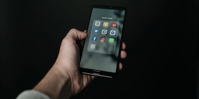 Australian Research Finds No Link between Mobile Phones and Various Cancers