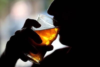 Low-alcohol Liquor Tax Proposal Sparks Uproar in Kerala Assembly