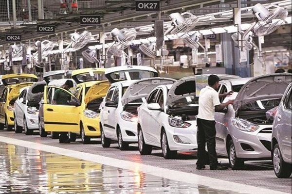 Indian Auto Demand Outlook Cloudy Despite July Respite