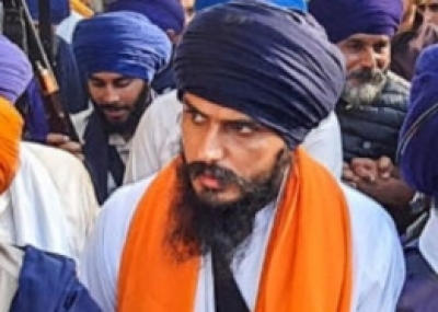 Notice to Punjab on Habeas Corpus to Present Amritpal Singh