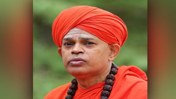 Bengaluru court issues arrest warrant against rape-accused Lingayat seer