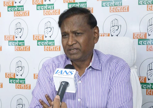 Udit Raj Says Akhilesh Not Wrong in Supporting Abu Azmi