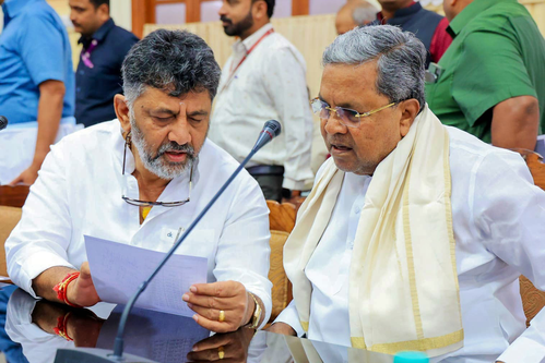 Transporters' Shutdown: Siddaramaiah's Rejects Demand, Shivakumar Dubs Protest Blackmail Attempt