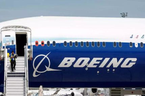 Boeing 787 Turns Back to Rome after Engine Fire