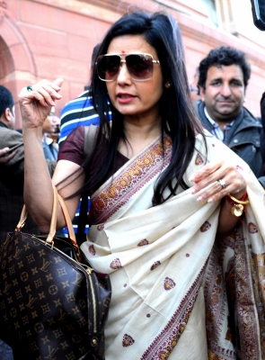 'People Are Doing Revenge Voting': Mahua Moitra after Casting Vote in Bengal Phase-2 Polls