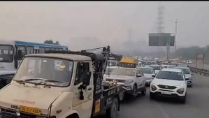 Farmers Protest: Some Gates at Metro Stations Closed as per Security Instructions