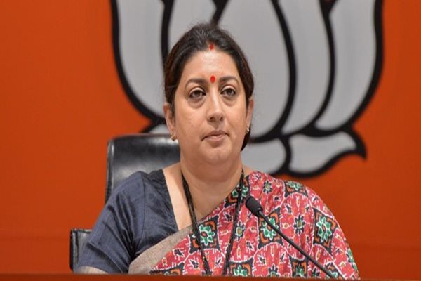 Cong Preferred Votes over Lives of Muslim Women: Smriti