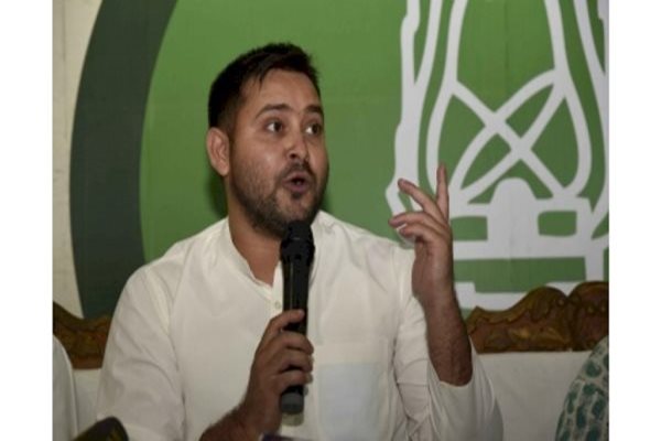 RJD will hit the streets if NDA doesn't meet 19L job promise: Tejashwi