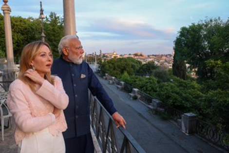 PM Modi attends dinner hosted by Giorgia Meloni, says 'looking forward to our talks'