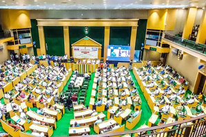 MTFP Flags Maha Challenge of Funding Welfare Schemes While Containing Debt