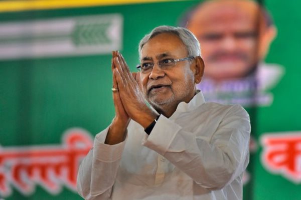 Nitish Was Always Restless to Achieve Ministerial Berths, Says Lalu Prasad