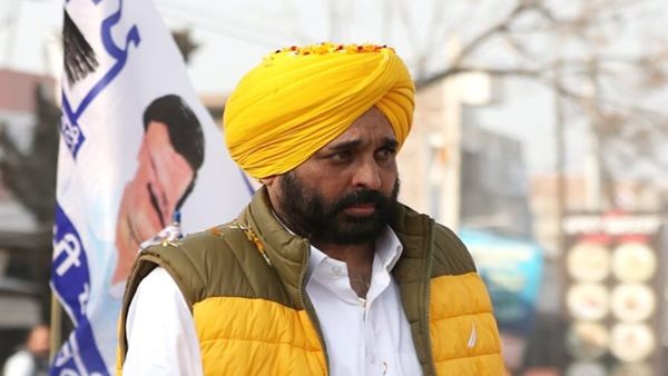 Punjab CM deplaned in Frankfurt as he was 'too drunk to walk'