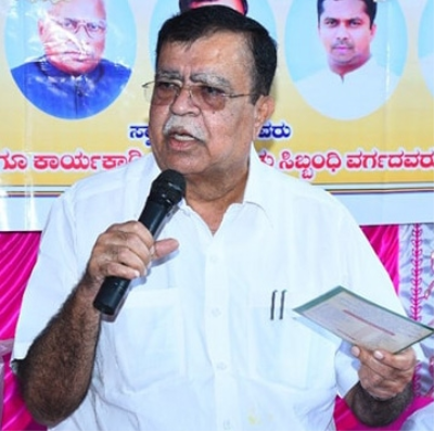 Infighting in Karnataka Cong: If CM Post Is Offered, Anyone Can Quit Party, Sacked Minister's Son Targets Shivakumar
