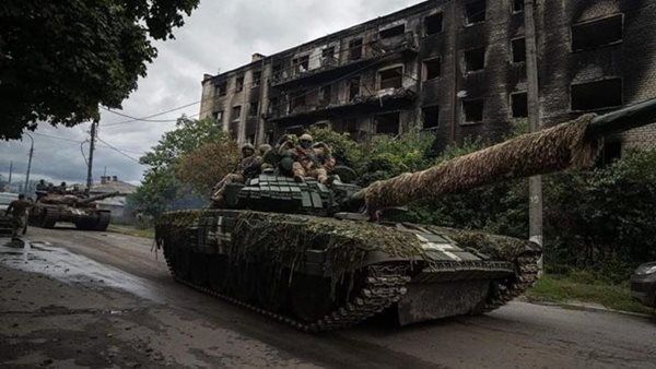 Russia orders troops to withdraw from Ukraine's Kherson