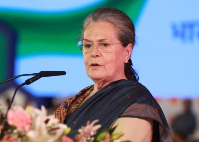 CWC Ready to Write New Chapter of Development: Sonia Gandhi