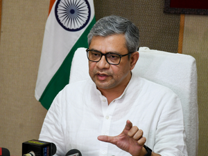 Ashwini Vaishnaw to Flag off Jammu-Srinagar Vande Bharat Today