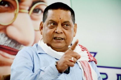 'Desperate to Enter Politics': JD(U) on Robert Vadra's Remarks