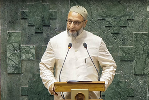 AIMIM Chief Owaisi Hits Out at Centre on SIR Issue, Waqf Act & 'restoring Statehood' in Puducherry