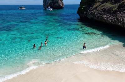 Strong Marine Heatwave Adds to New Zealand's Hot, Humid Weather