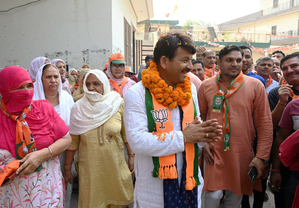 Manoj Tiwari Backs Bharat Ratna Demand for Mangal Pandey, Calls Him 'above the Honour'