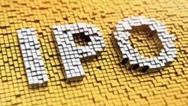 SC declines to grant interim relief in challenge to the LIC IPO