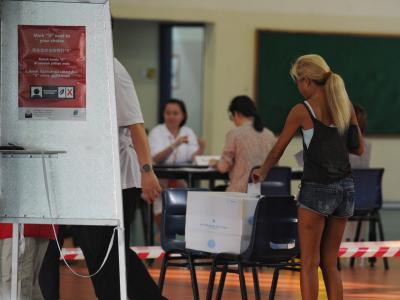 Singaporeans vote for ceremonial president after rare political scandals