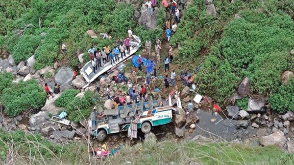 25 bodies recovered, many feared missing in Uttrakhand bus accident