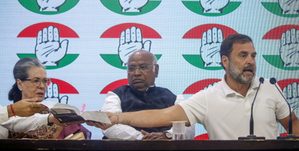 Rahul Gandhi, Kharge Pay Homage to India's First PM Jawaharlal Nehru on His Death Anniversary
