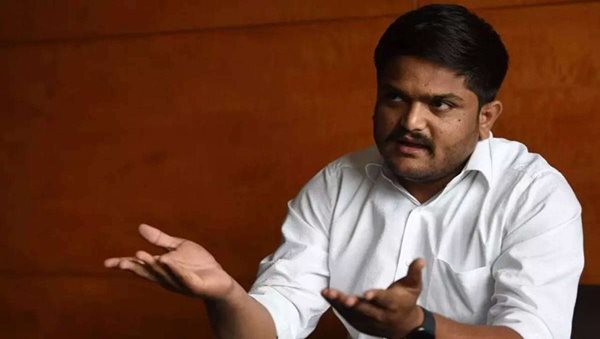 Hardik Patel resigns from Gujarat Congress