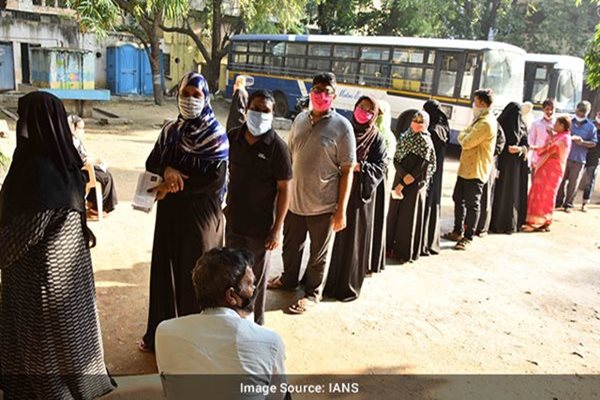 Nearly 30% Polling in Hyderabad Till 4 PM