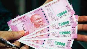 Rupee rallies 47 paise to close at 74.88 against US dollar