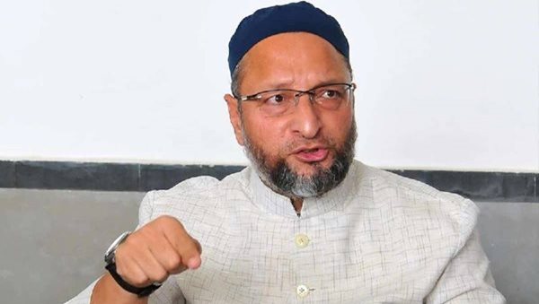 Owaisi appeals for peace during Friday prayers