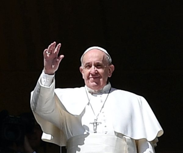 Pope: Omit Feet-Washing From Holy Thursday Services