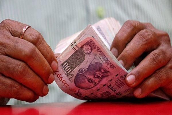 India's FY21 Fiscal Deficit Reaches 98.5% of Revised Target