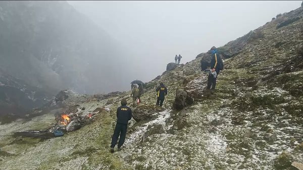DGCA begins probe into Kedarnath chopper crash, death toll rises to 7 
