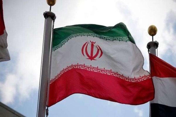 Iran Swears in New Hard-line President amid Regional Tension