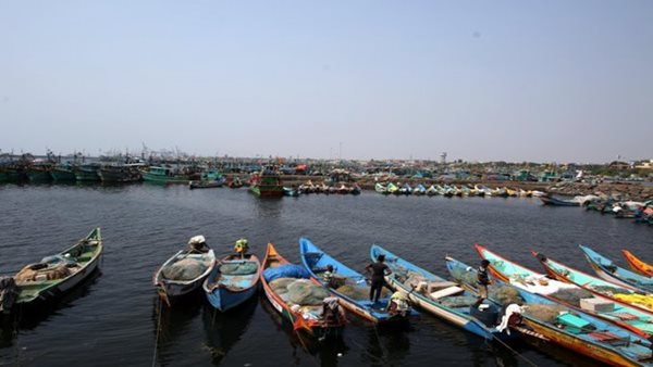 Sri Lankan Navy detains 23 Indian fishermen