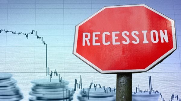 Recession fears mount as UK GDP falls 0.3% in August