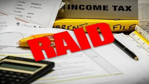 Unaccounted transactions of Rs 100 cr found during I-T raids in Jharkhand