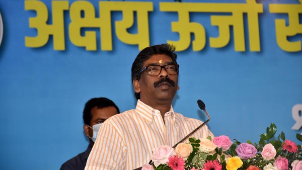 ED grills Jharkhand CM for over 9 hrs in 'illegal' mining case